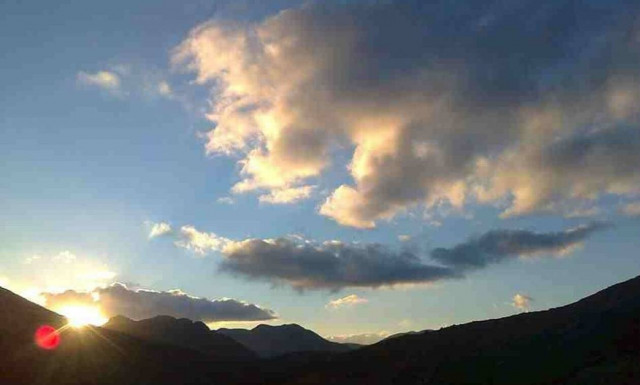 Καιρός meteo: Ανοιξιάτικο το σκηνικό την Παρασκευή (11/2) με νέα άνοδο της θερμοκρασίας