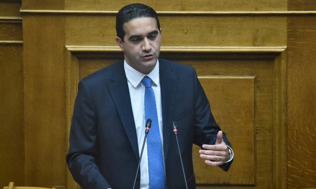 Κατρίνης: Όχι ίσες, αλλά μεγάλες αποστάσεις από τη ΝΔ και τον ΣΥΡΙΖΑ