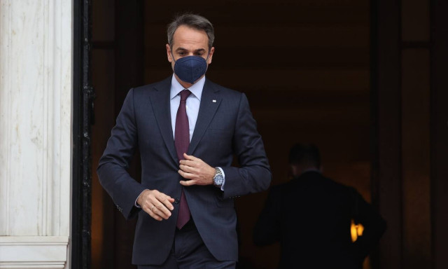 Η οικονομία σε «συμπληγάδες» και η αντίδραση της κυβέρνησης