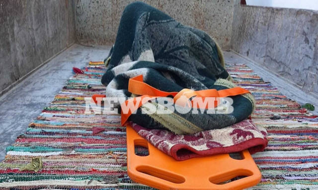 Ρεπορτάζ Newsbomb.gr: Αδιανόητες εικόνες στους Παξούς – Μετέφεραν ασθενή σε καρότσα φορτηγού