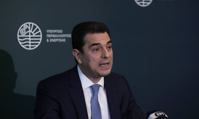 Σκρέκας: Οι επιδοτήσεις για το ρεύμα μπαίνουν αναδρομικά – Ψάχνουμε λύση και για τη φοιτητική στέγη