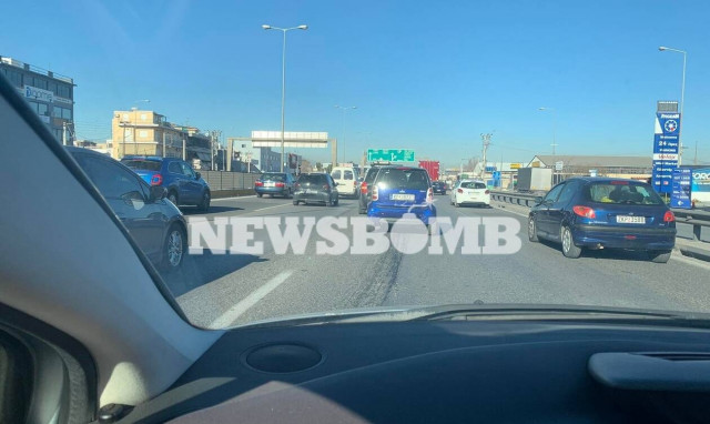 «Κόλαση» ο Κηφισός: Τροχαίο ατύχημα προκάλεσε «ασφυξία» και ουρές