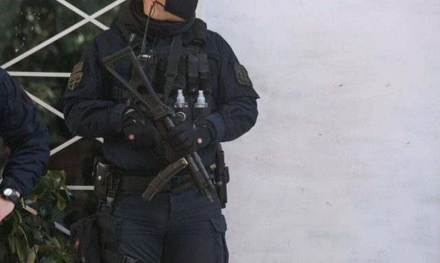 Έφοδος της αστυνομίας σε συνδέσμους οπαδών σε Αττική και Αχαϊα