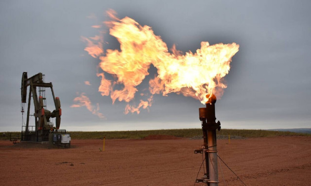 Τρομάζει η τιμή πετρελαίου: Ξεπέρασε τα 95 δολάρια το Brent