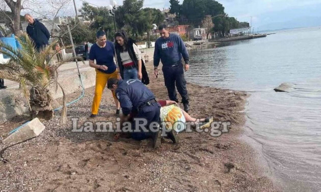 Ράχες: Έπεσε στη θάλασσα με αυτοκίνητο - Τον έσωσαν τελευταία στιγμή