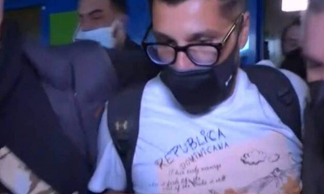 Survivor: Άφιξη α λα Hollywood - Στην Αθήνα οι Λάμπρος Κωνσταντάρας και Αθηνά Ευμορφιάδη