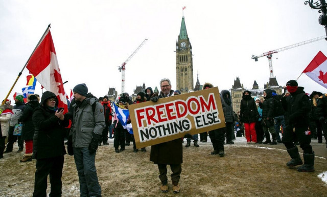 Νίκη για το «Κομβόι Ελευθερίας» - Αίρεται ο έλεγχος των πιστοποιητικών εμβολιασμού στο Οντάριο