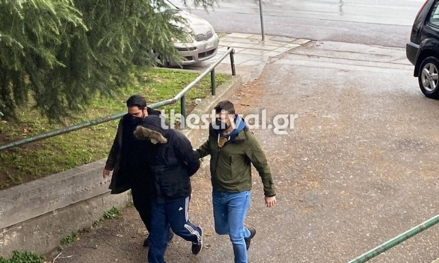 Θεσσαλονίκη: Στα δικαστήρια για να απολογηθεί ο 20χρονος Αλβανός (pics - vid)