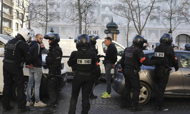 Βίαιο περιστατικό στο σιδηροδρομικό σταθμό του Παρισιού