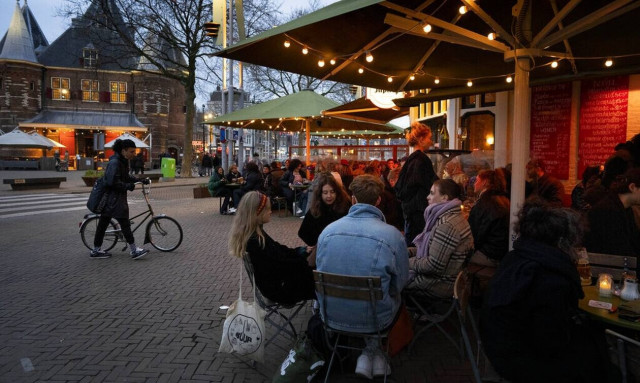 Ολλανδία κορονοϊός: «Η χώρα ανοίγει και πάλι» - Αίρονται τα περισσότερα μέτρα