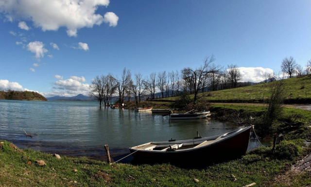 Καιρός: Με τοπικές συννεφιές και άνοδο της θερμοκρασίας η Τρίτη - Πού θα βρέξει (pics)
