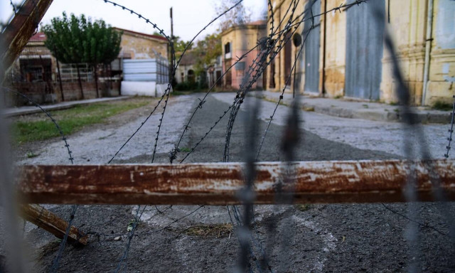 Κύπρος: Κοριτσάκι 4 ετών εντοπίστηκε στη Νεκρή Ζώνη - Άφαντοι οι γονείς