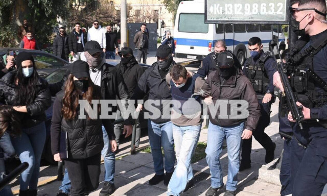 Ποια ποινή είναι δίκαιη όταν σκοτώνεις και τσιμεντώνεις ένα 7χρονο παιδί;