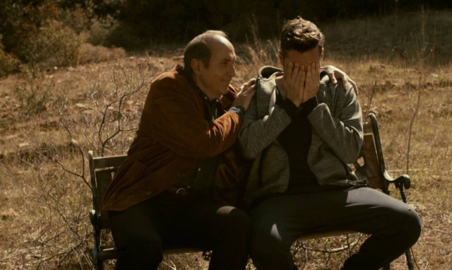 Σκοτεινή θάλασσα Spoiler 15/2: Ο Χρήστος βρίσκεται σε μανιακό επεισόδιο (video)