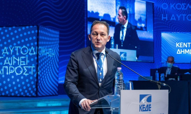 Ο Στέλιος Πέτσας