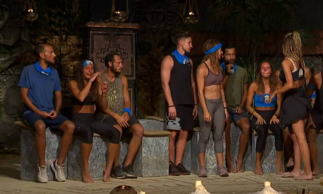 Survivor: Αποχώρηση με δράμα και μπηχτές για το τηλεοπτικό κοινό - Δάκρυα και «σόου» από την Ασημίνα