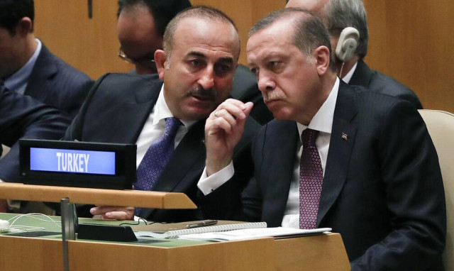 «Απασφάλισαν» στην Τουρκία μετά τις ανιστόρητες προκλήσεις Ερντογάν και Τσαβούσογλου για τα νησιά