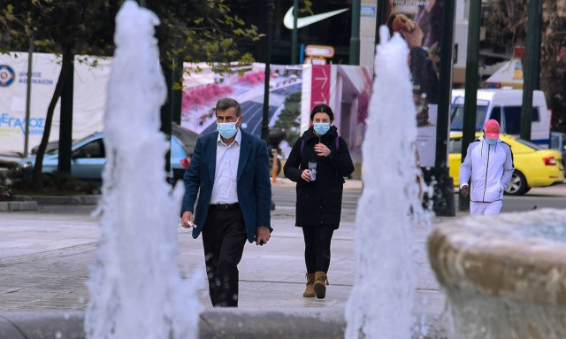 Βασιλακόπουλος: Τον Ιούνιο πάμε σε παγκόσμια αποκλιμάκωση της πανδημίας - Έρχονται νέα εμβόλια