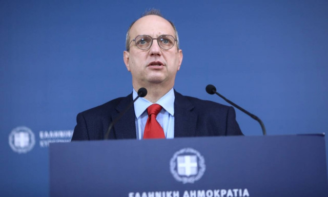 Οικονόμου στο Newsbomb: Τώρα δεν σκεφτόμαστε είσοδο με rapid test για μη εμβολιασμένους στην εστίαση