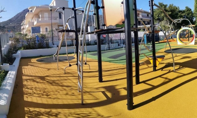 Ηλιούπολη: Στιγμές τρόμου για 6χρονη σε παιδική χαρά – Άγνωστος προσπάθησε να τη βιάσει