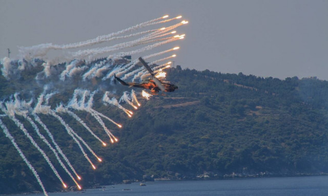 Η Δύση βλέπει την προκλητικότητα των Ρώσων στην Ουκρανία, αλλά όχι των Τούρκων στο Αιγαίο