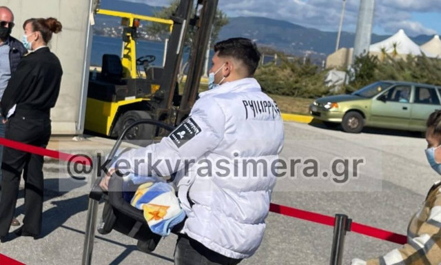 Κέρκυρα: Τέσσερις επιβάτες του πλοίου στο νοσοκομείο - Μεταφέρεται και ένα μωρό