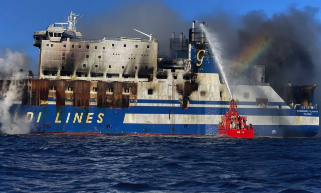 Euroferry Olympia: Συνελήφθησαν ο πλοίαρχος και δύο μηχανικοί του