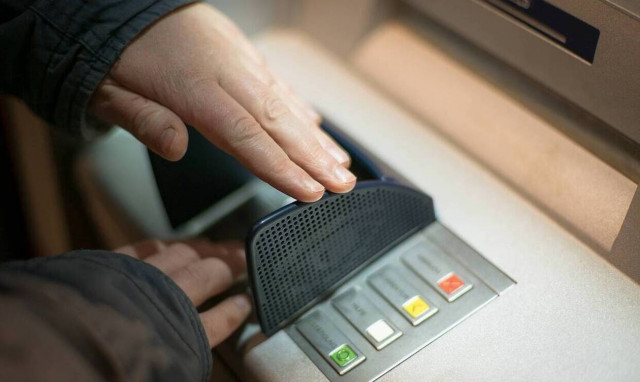 Μάχη εναντίον της ηλεκτρονικής απάτης από τράπεζες και Κράτος