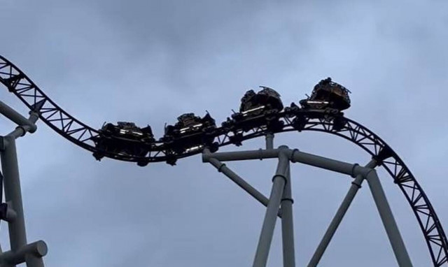 Βέλγιο: Επτά εγκλωβισμένοι σε ύψος 32 μέτρων σε τρενάκι θεματικού πάρκου