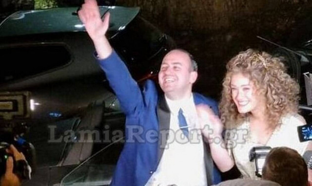 Ξεκίνησε το γλέντι των αρραβώνων του Μαυρίκιου και της Ιλάειρας - Δείτε βίντεο