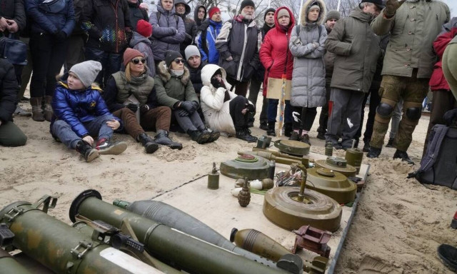 Ουκρανία: Εμφύλιος προ των πυλών στο Ντονμπάς - Η συμφωνία του Μίνσκ που έμεινε στα χαρτιά