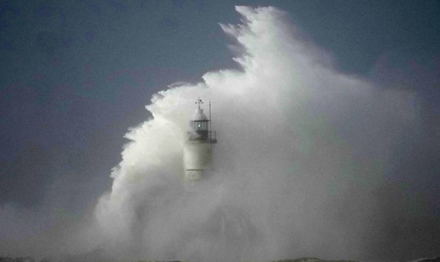 Κακοκαρία στην Ευρώπη: Το καταστροφικό μονοπάτι της καταιγίδας «Γιουνίς» - Τουλάχιστον 16 νεκροί