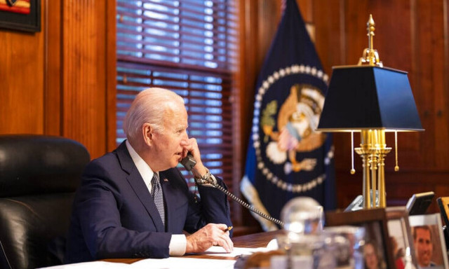 Ουκρανική κρίση: Τηλεφωνική επικοινωνία Μπάιντεν - Ζελένσκι μετά το διάγγελμα Πούτιν