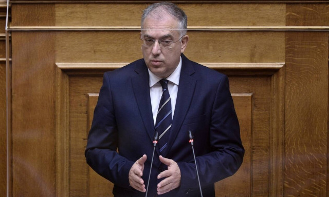 Θεοδωρικάκος: Εγγυώμαι την εφαρμογή των μέτρων ενάντια στον χουλιγκανισμό (vid)