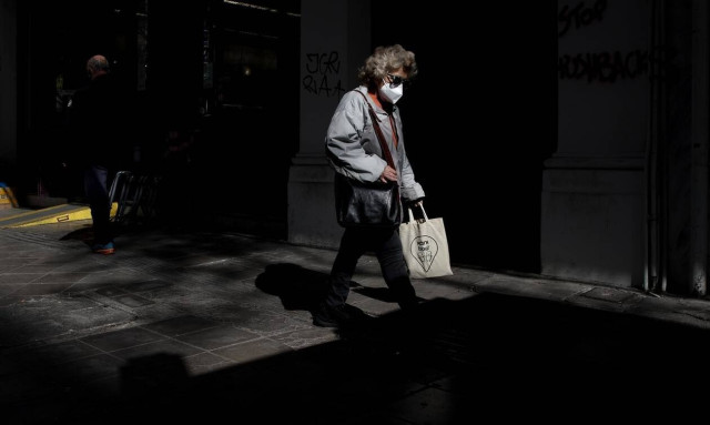 Greece: 19,623 new coronavirus infections on Tuesday, 67 deaths; 455 on ventilators