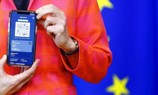 Ανατροπή για το ευρωπαϊκό ψηφιακό πιστοποιητικό: Έκδοση και με θετικό rapid test