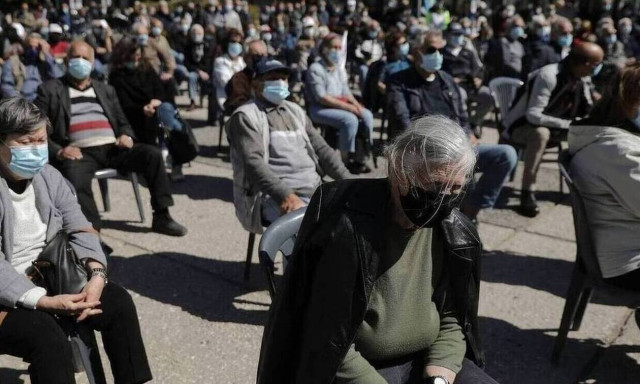 Διπλή αύξηση από την 1η Ιανουαρίου 2023 αναμένεται να έχουν όλοι οι συνταξιούχοι 