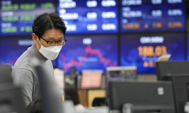 Ουκρανία: Η κρίση φέρνει πιέσεις στις ασιατικές αγορές - Πάνω από 96 δολάρια η τιμή του Brent