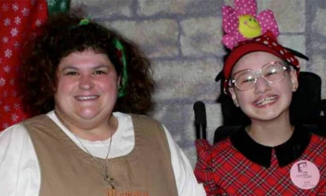 Σύνδρομο Μινχάουζεν: Παρήγγειλε τη δολοφονία της μητέρας της