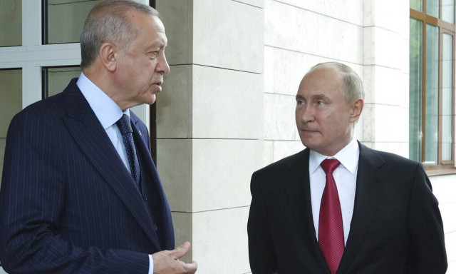 «Εγκαταλείπει» Πούτιν ο Ερντογάν: Η Τουρκία δεν θα αναγνωρίσει κανένα μέτρο που πλήττει την Ουκρανία