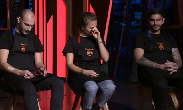 MasterChef: Η διπλή αποχώρηση από το παιχνίδι και η σκληρή κριτική για το χειρότερο πιάτο (video)