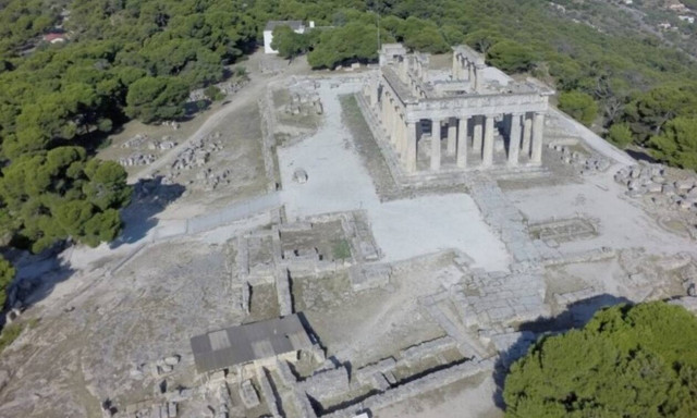 Ναός της Αφαίας στην Αίγινα: Νέος φωτισμός με προβολείς LED όπως της Ακρόπολης