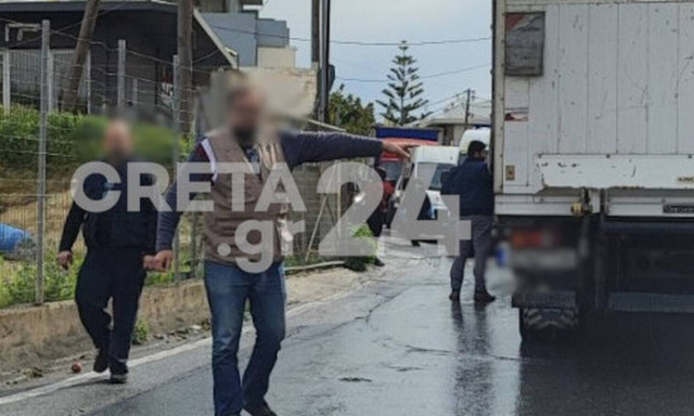 Τροχαίο στο Ηράκλειο: Μετωπική σύγκρουση φορτηγού με αυτοκίνητο - Εγκλωβίστηκε 43χρονος οδηγός