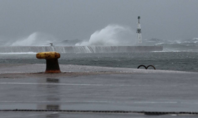 Προβλήματα στις ακτοπλοϊκές συγκοινωνίες λόγω ισχυρών ανέμων