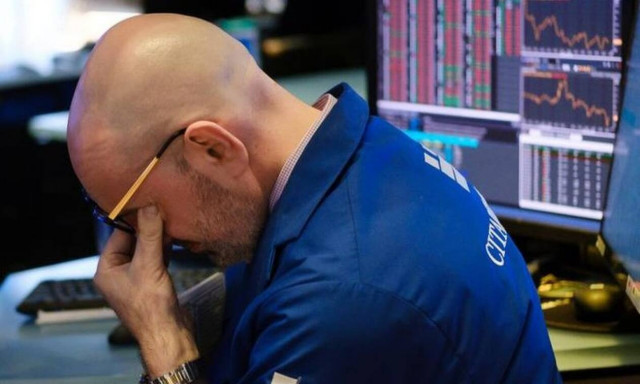 Βάφτηκαν κόκκινα τα ταμπλό στις ευρωαγορές – Στα ύψη πετρέλαιο, χρυσός