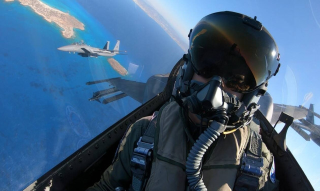 Εκτός πραγματικότητας οι Τούρκοι: Υπερπτήσεις και εμπλοκές με ελληνικά μαχητικά την ώρα του πολέμου