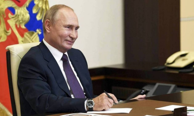 Ο Πούτιν απαντάει στη Δύση: Στηρίζει τους Ρώσους ολιγάρχες και τους εξασφαλίζει ευνοϊκούς όρους