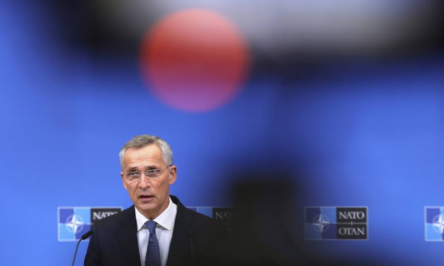 ΝΑΤΟ: Καλούμε τη Ρωσία να αποσύρει τον στρατό της από την Ουκρανία - «Θα πληρώσετε βαρύ τίμημα»