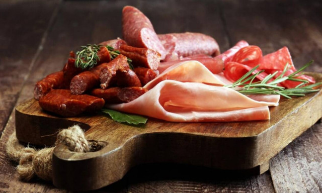 Πόσες βιταμίνες χρειάζεσαι αν τρως πολλά αλλαντικά