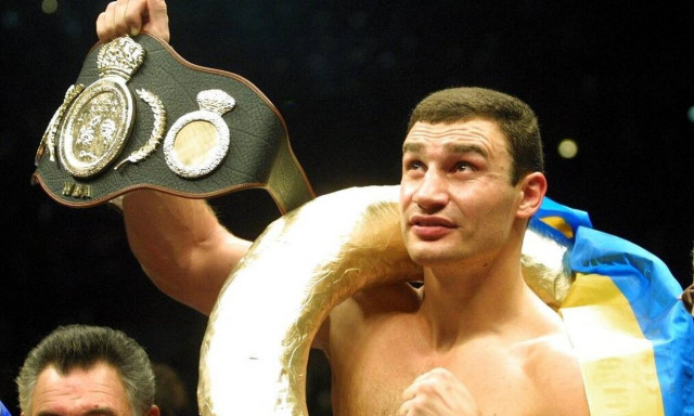 Ουκρανία: Ο πυγμάχος δήμαρχος Κιέβου Βιτάλι Κλίτσκο στη μάχη κατά των Ρώσων εισβολέων (pics)